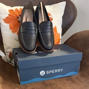 SPERRY PENNY LOAFERS BLACK LEATHER BRAND NEW IN BOX SEAPORT 39.5/8.5